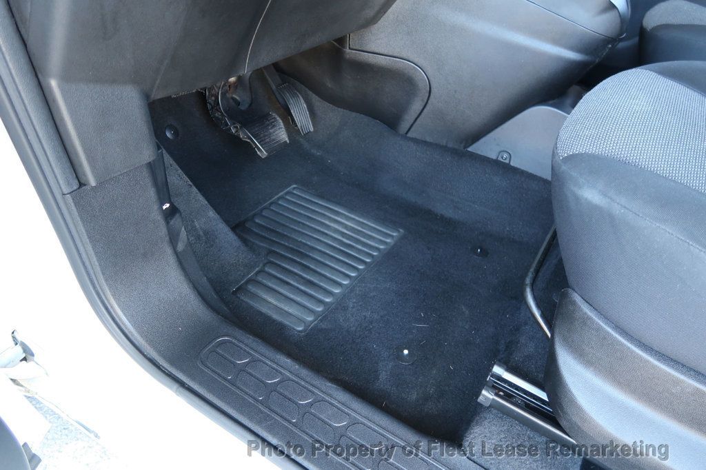 2019 Ram ProMaster City Cargo Van Promaster City Cargo Ladder Racks - 22945358 - 11