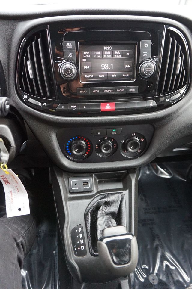 2019 Ram ProMaster City Cargo Van TRADESMAN, CARGO RACKS, CARGO SHELVES, DUAL SLIDING REAR DOORS - 22983561 - 28