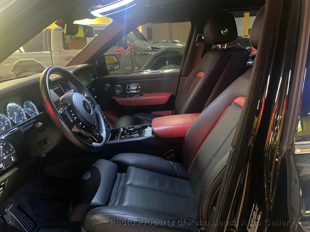 2019 Rolls Royce Cullinan photo 10