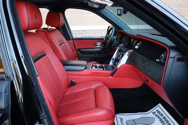 2019 Rolls-Royce Cullinan Sport Utility - 22935957 - 18