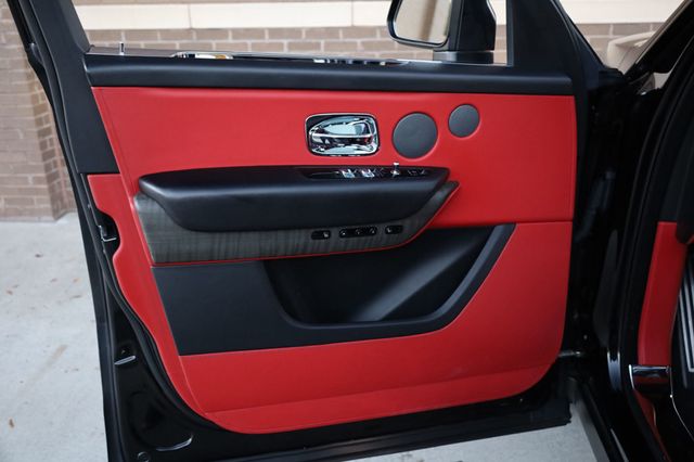 2019 Rolls-Royce Cullinan Sport Utility - 22935957 - 26