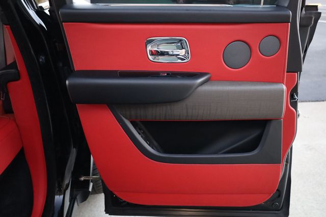 2019 Rolls-Royce Cullinan Sport Utility - 22935957 - 28