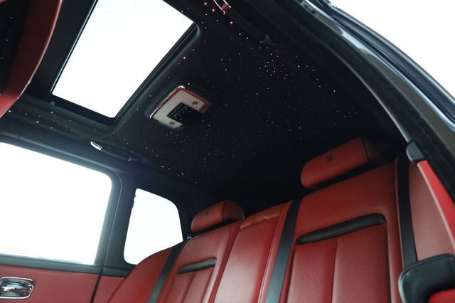 2019 Rolls-Royce Cullinan Sport Utility - 22935957 - 30