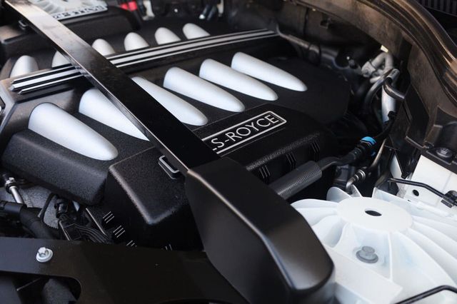 2019 Rolls-Royce Cullinan Sport Utility - 23057723 - 13