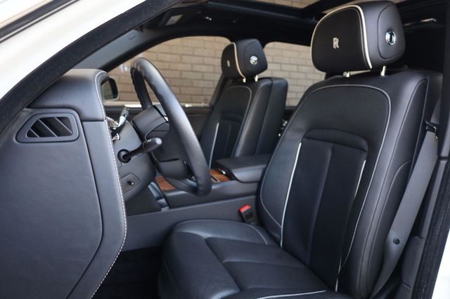 2019 Rolls-Royce Cullinan Sport Utility - 23057723 - 17