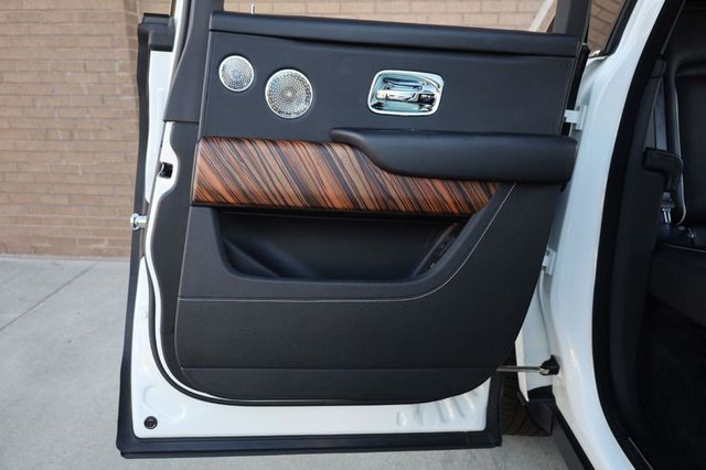 2019 Rolls-Royce Cullinan Sport Utility - 23057723 - 22