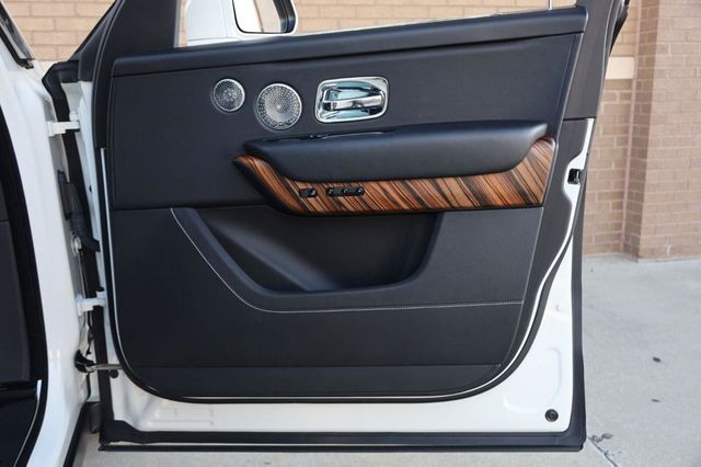 2019 Rolls-Royce Cullinan Sport Utility - 23057723 - 33
