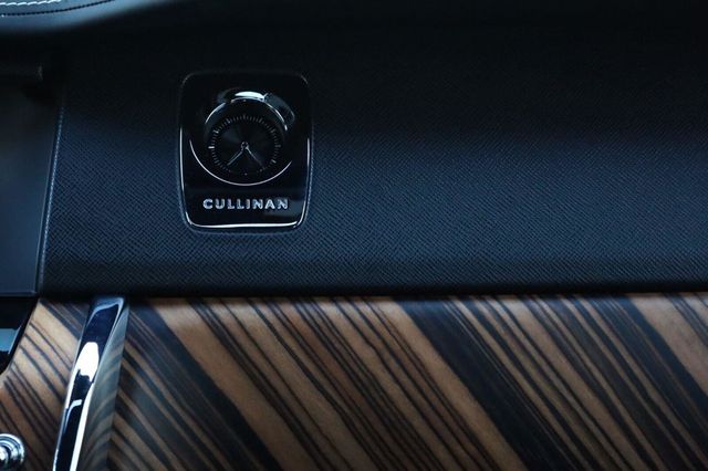 2019 Rolls-Royce Cullinan Sport Utility - 23057723 - 46
