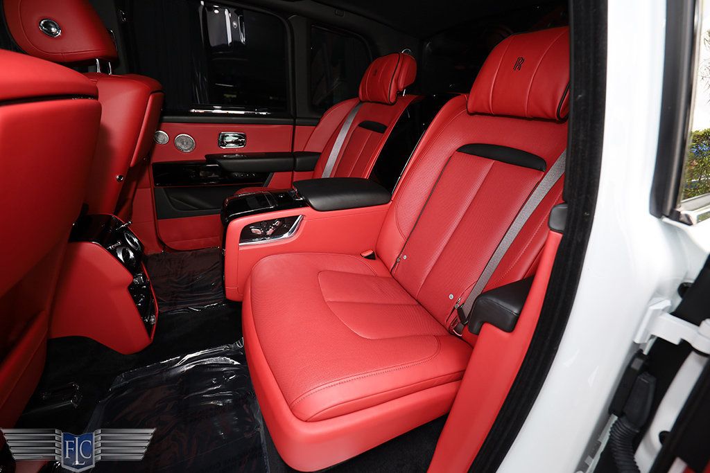 2019 Rolls-Royce Cullinan Sport Utility - 22963693 - 15