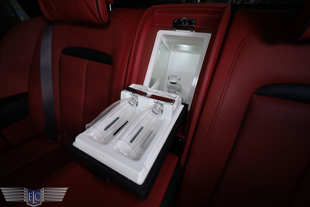 2019 Rolls-Royce Cullinan Sport Utility - 22963693 - 20