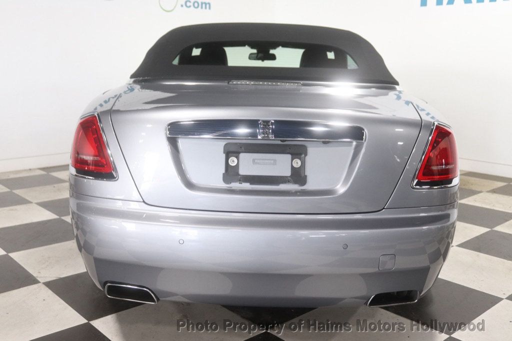 2019 Rolls Royce Dawn photo 10