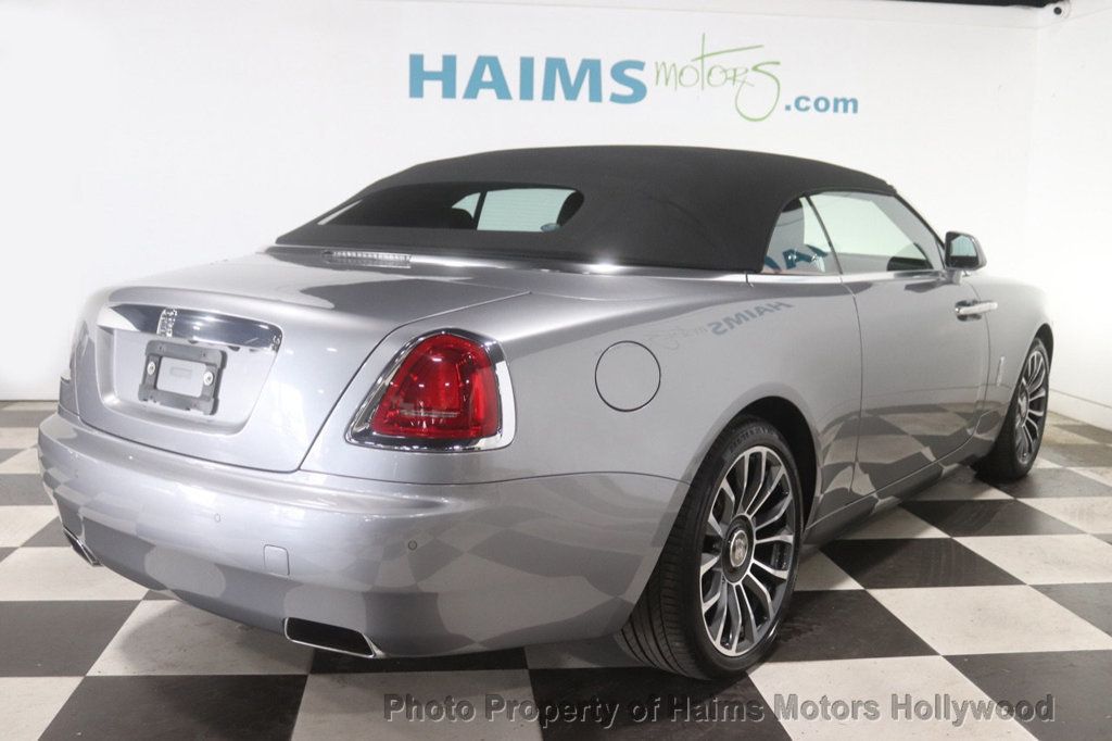 2019 Rolls Royce Dawn photo 11