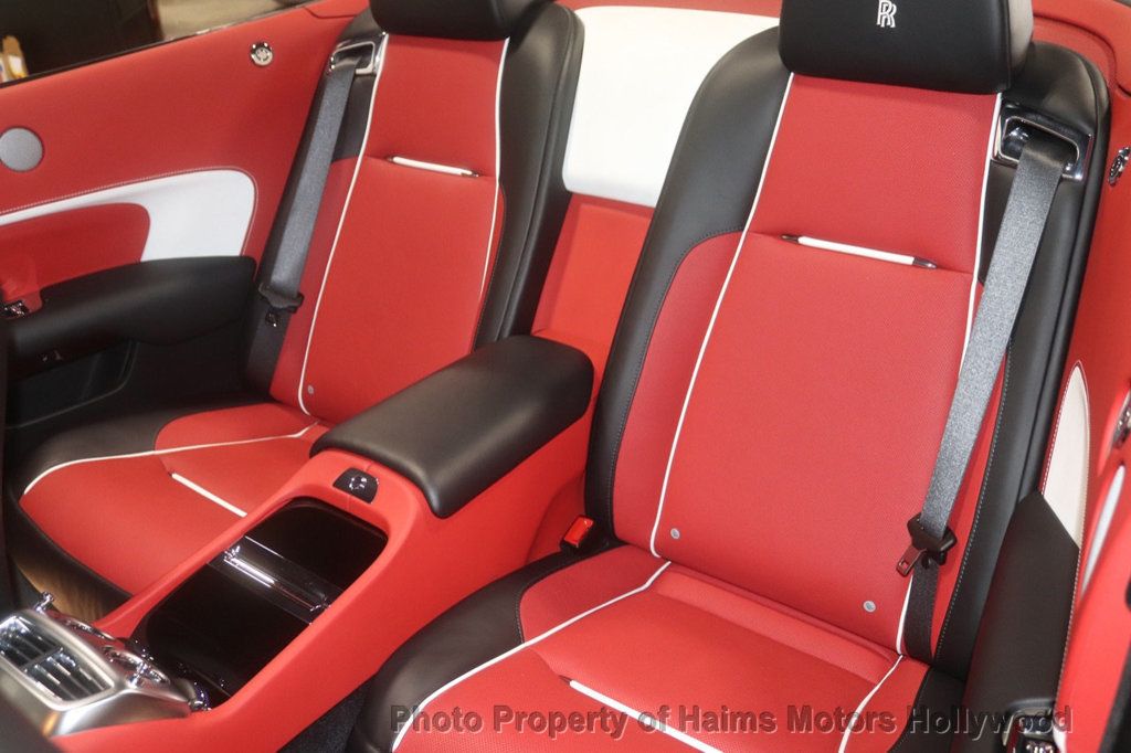 2019 Rolls Royce Dawn photo 18