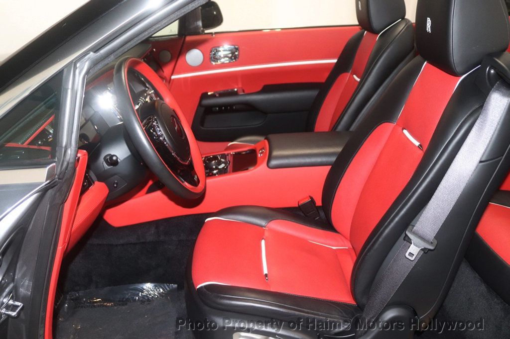 2019 Rolls Royce Dawn photo 19
