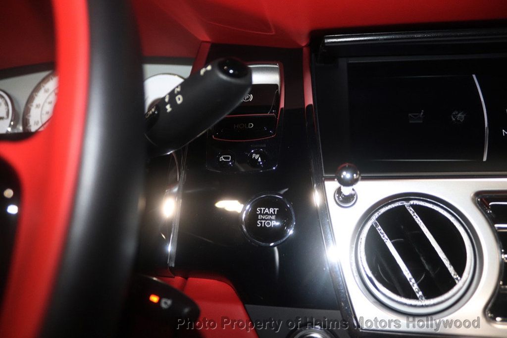 2019 Rolls Royce Dawn photo 24