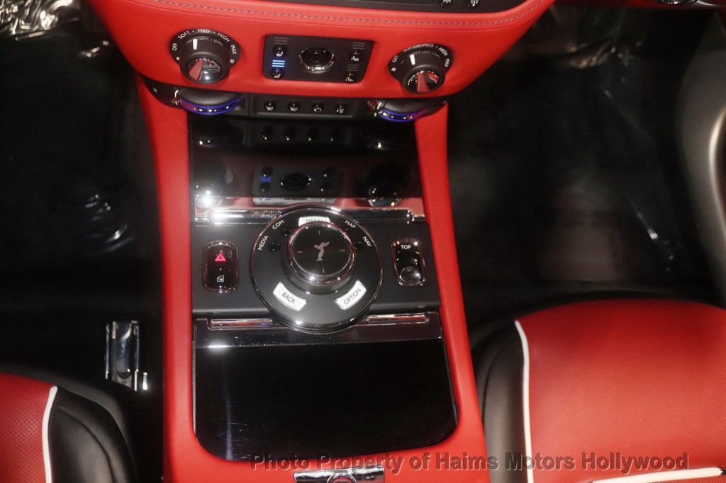 2019 Rolls Royce Dawn photo 25
