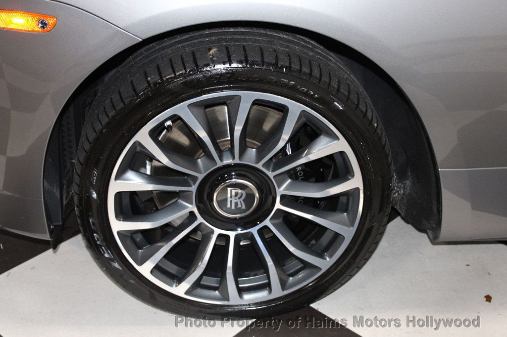 2019 Rolls Royce Dawn photo 36