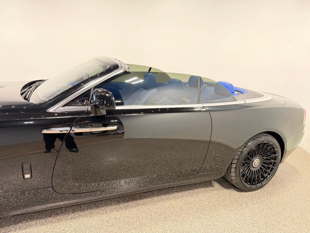 2019 Rolls-Royce Dawn Convertible - 23028747 - 9