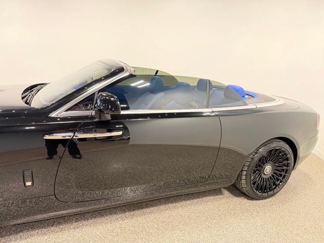 2019 Rolls-Royce Dawn Convertible - 23028747 - 9