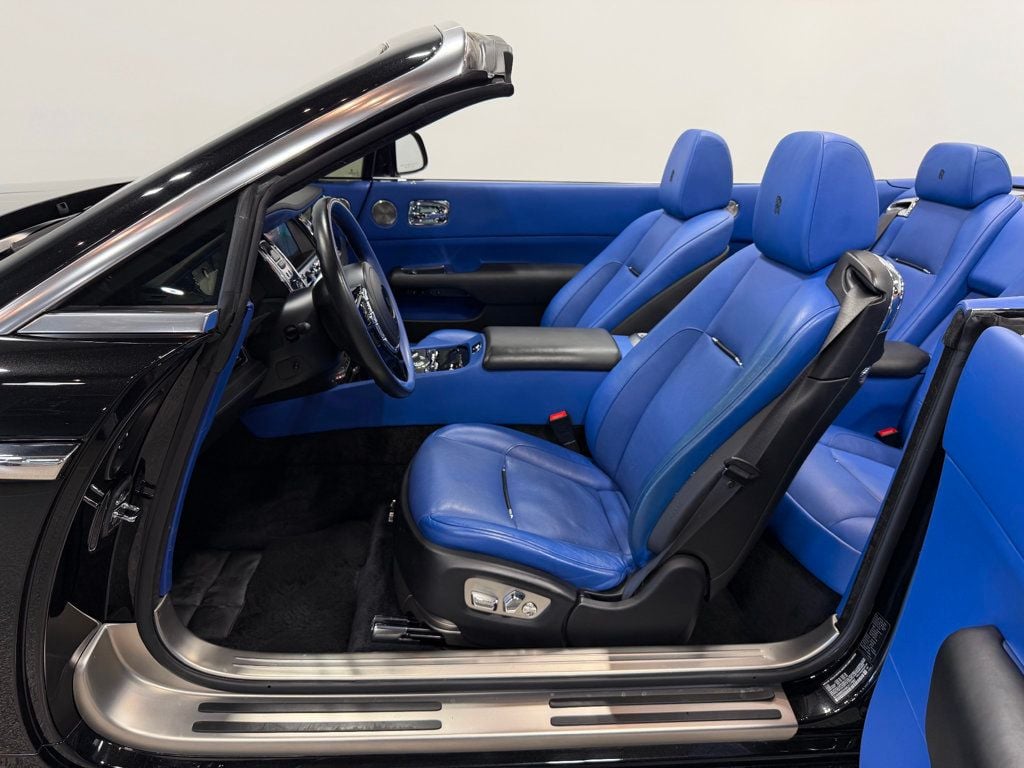 2019 Rolls-Royce Dawn Convertible - 23028747 - 20