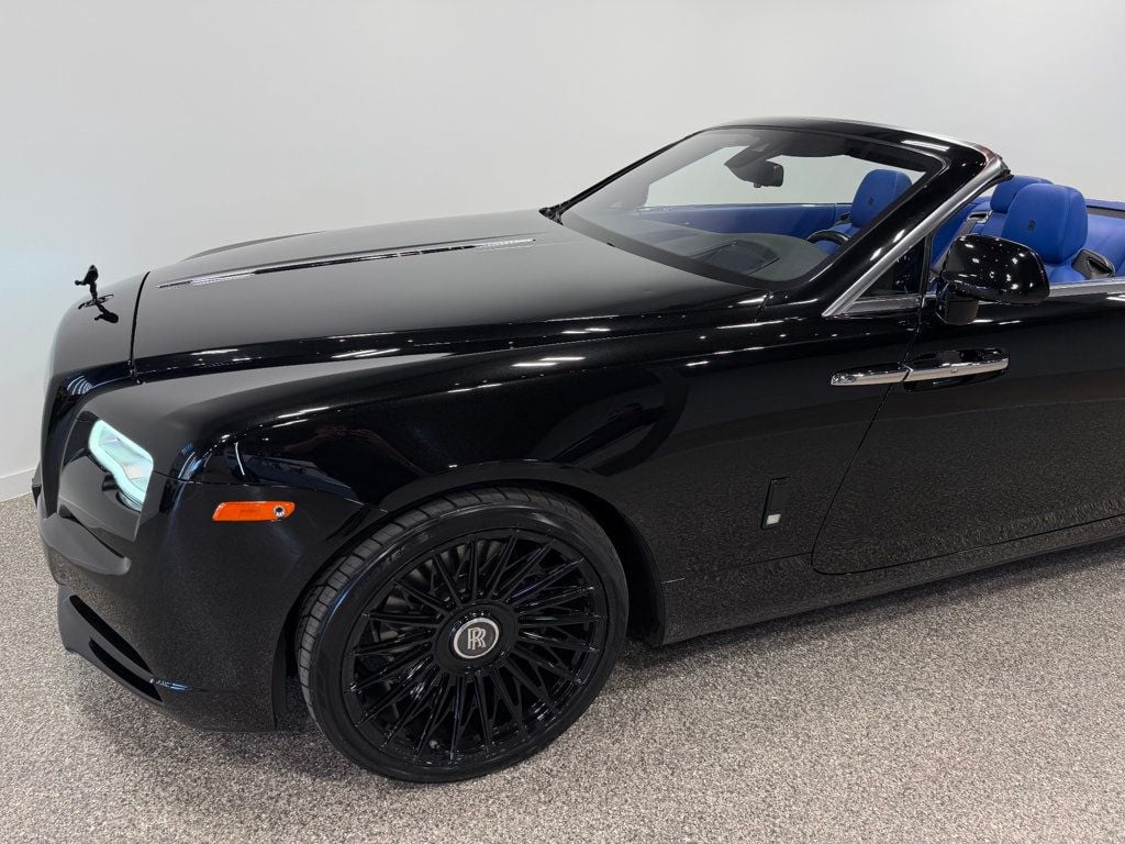2019 Rolls-Royce Dawn Convertible - 23028747 - 25