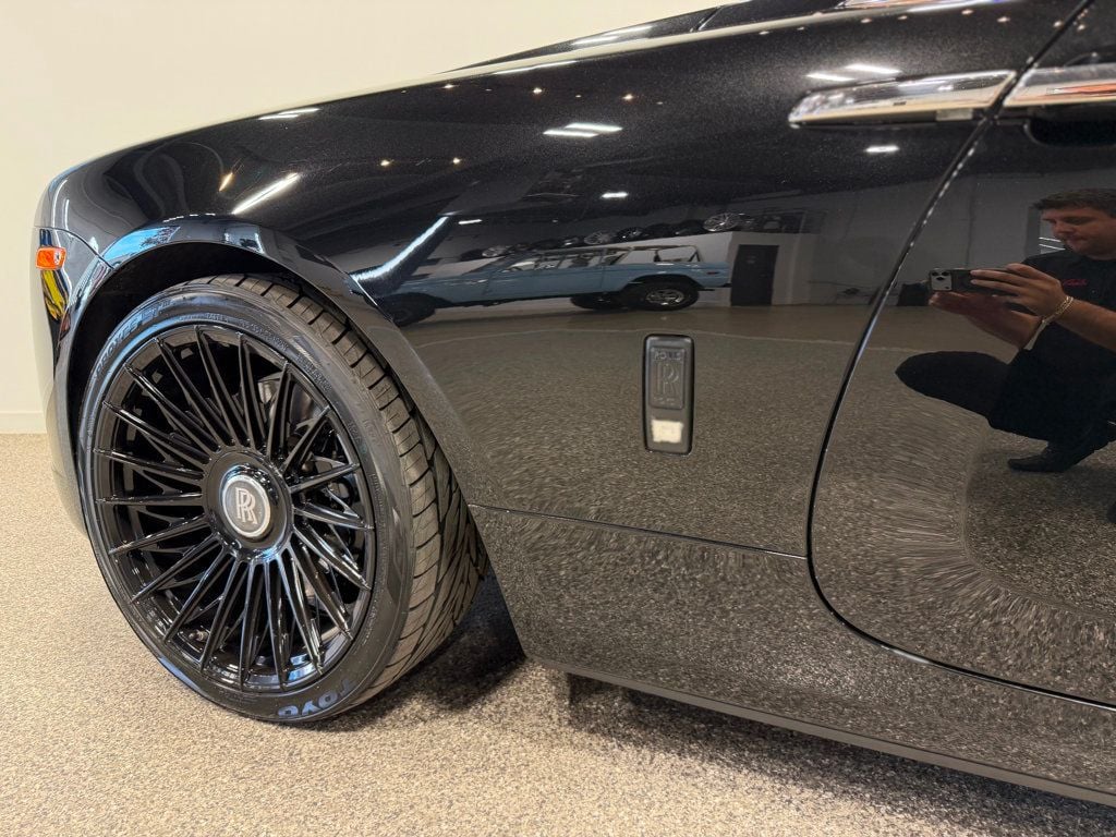 2019 Rolls-Royce Dawn Convertible - 23028747 - 30