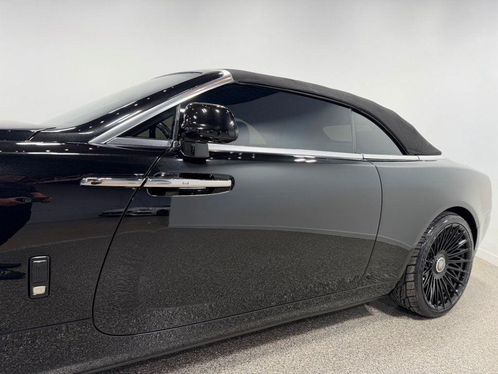 2019 Rolls-Royce Dawn Convertible - 23028747 - 6