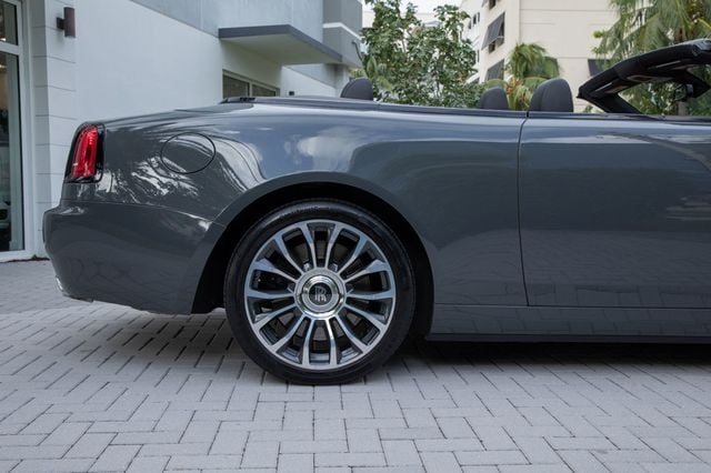 2019 Rolls-Royce Dawn Convertible - 22660724 - 27