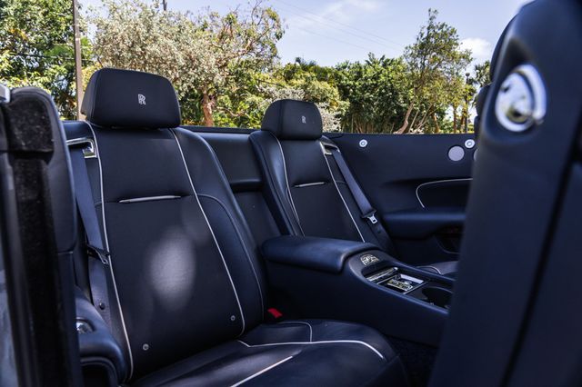 2019 Rolls-Royce Dawn Convertible - 23020164 - 19
