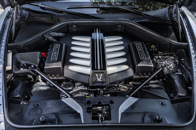 2019 Rolls-Royce Dawn Convertible - 23020164 - 27