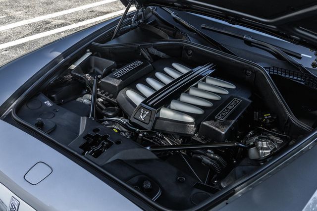 2019 Rolls-Royce Dawn Convertible - 23020164 - 29