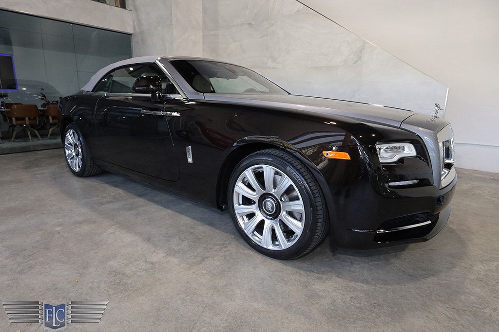 2019 Rolls-Royce Dawn Convertible - 22737596 - 39