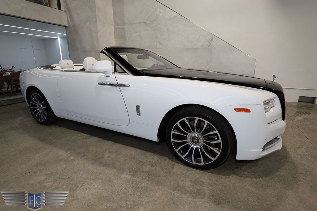 2019 Rolls-Royce Dawn Convertible - 22748628 - 0