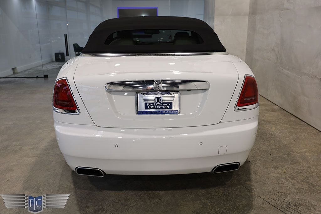 2019 Rolls-Royce Dawn Convertible - 22748628 - 9