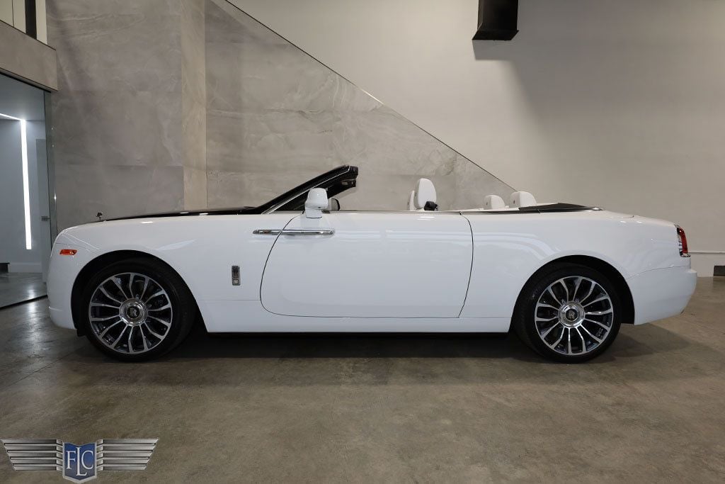 2019 Rolls-Royce Dawn Convertible - 22748628 - 44