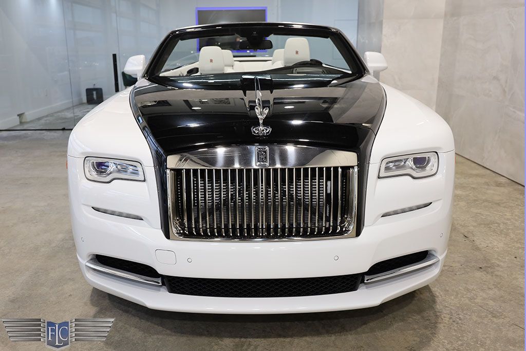 2019 Rolls-Royce Dawn Convertible - 22748628 - 6