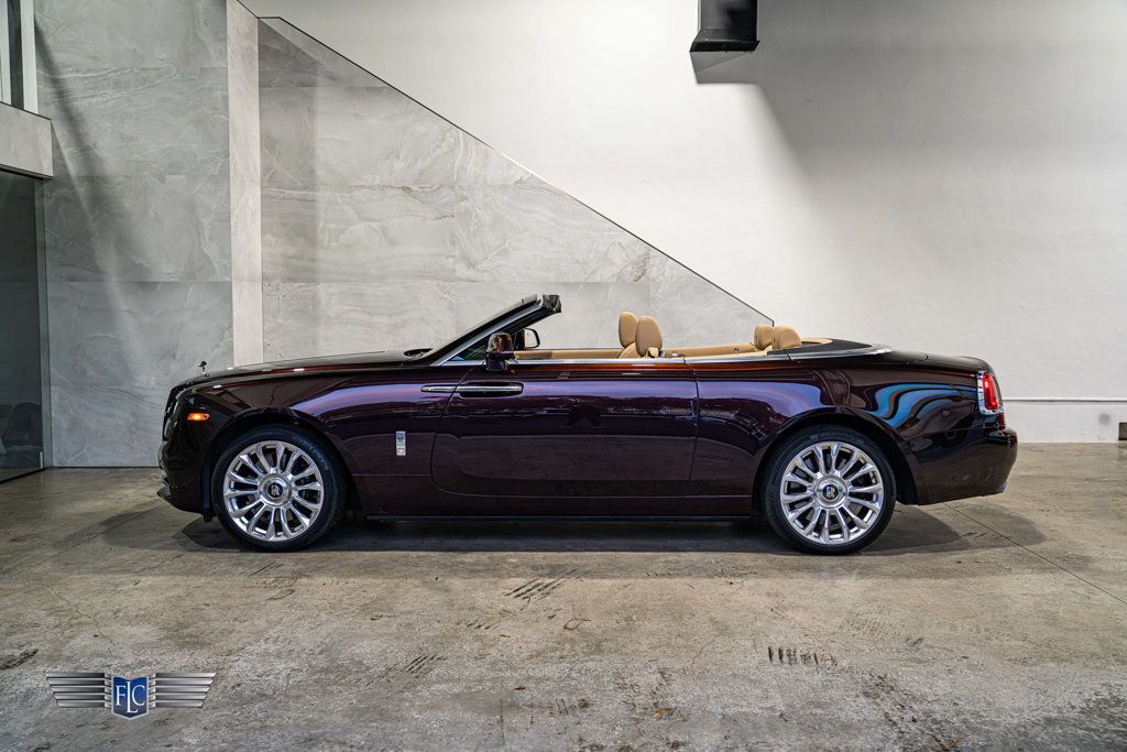 2019 Rolls-Royce Dawn Convertible - 23100707 - 9