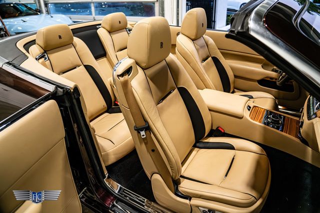 2019 Rolls-Royce Dawn Convertible - 23100707 - 22
