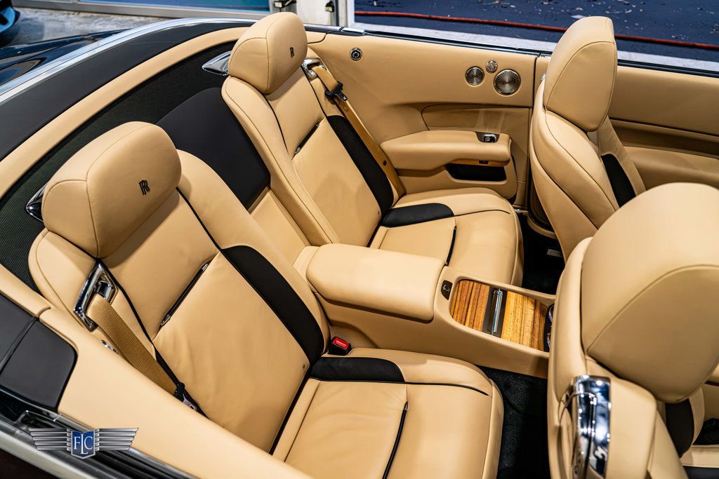 2019 Rolls-Royce Dawn Convertible - 23100707 - 26