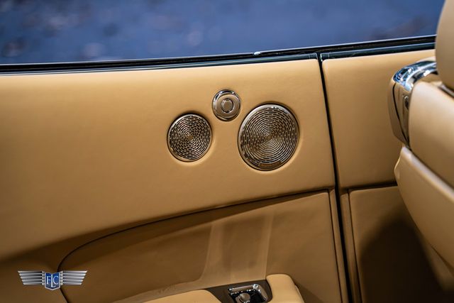 2019 Rolls-Royce Dawn Convertible - 23100707 - 29