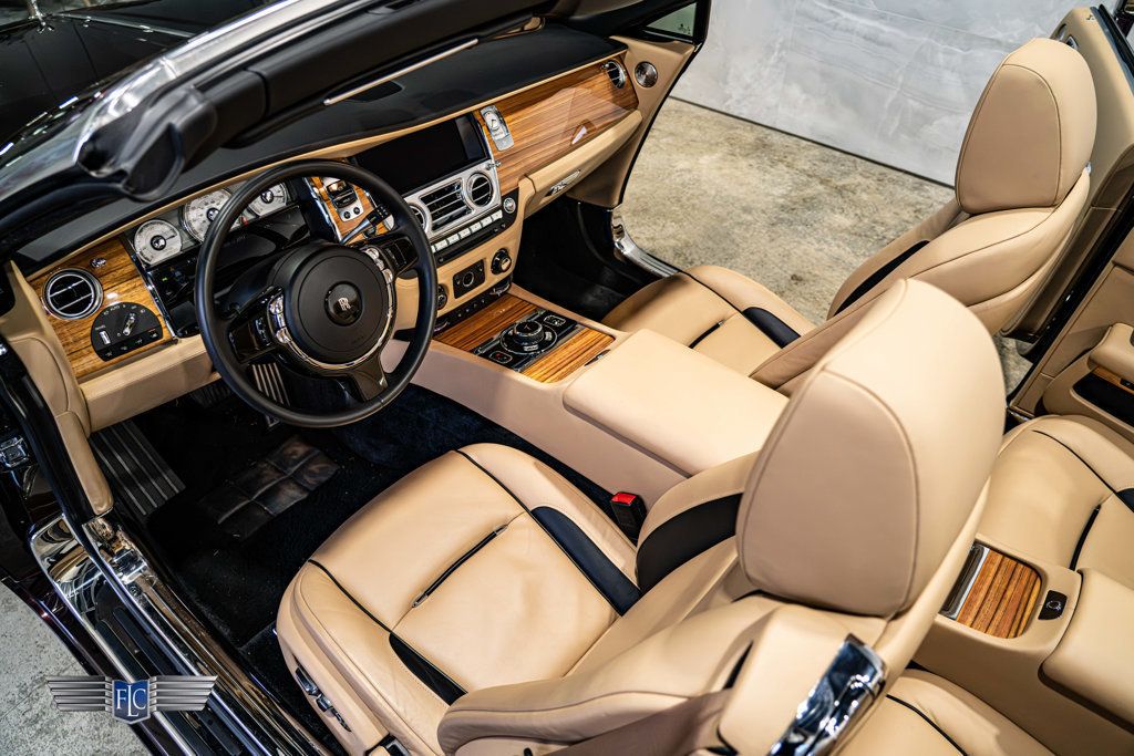 2019 Rolls-Royce Dawn Convertible - 23100707 - 30