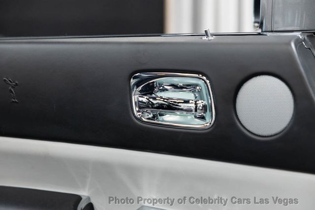 2019 Rolls-Royce Dawn Convertible - 23010150 - 41