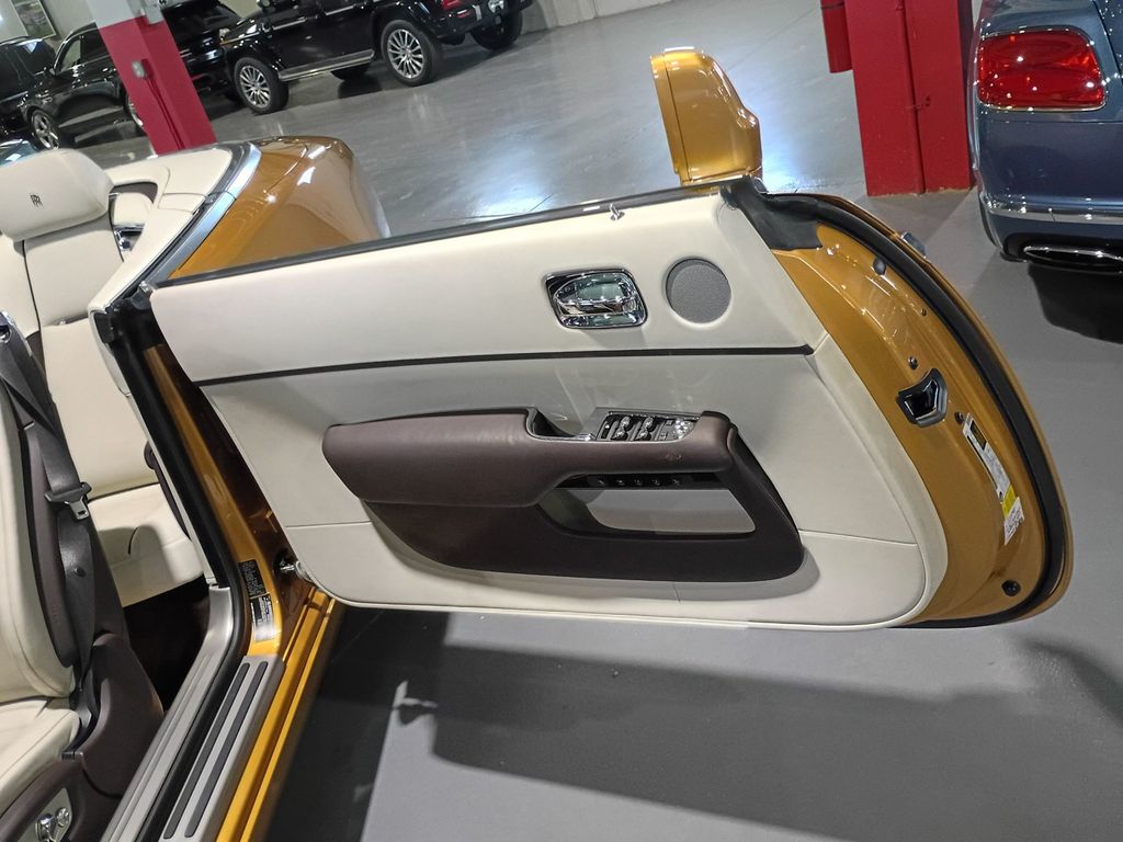 2019 Rolls-Royce Dawn Convertible Clean Carfax - 23097934 - 14