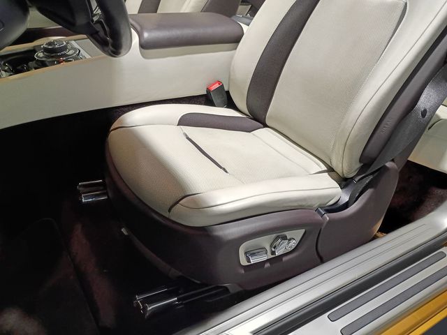 2019 Rolls-Royce Dawn Convertible Clean Carfax - 23097934 - 17