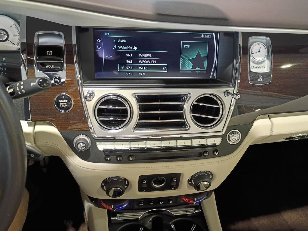 2019 Rolls-Royce Dawn Convertible Clean Carfax - 23097934 - 29