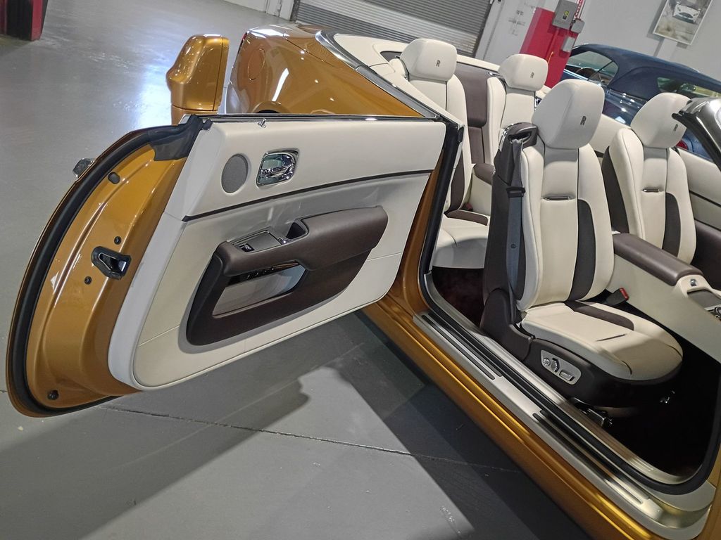 2019 Rolls-Royce Dawn Convertible Clean Carfax - 23097934 - 37