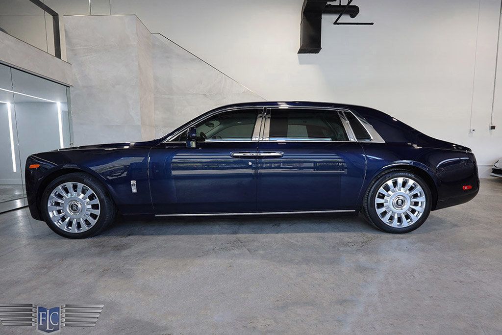 2019 Rolls-Royce Phantom Extended Wheelbase Sedan - 22617002 - 1