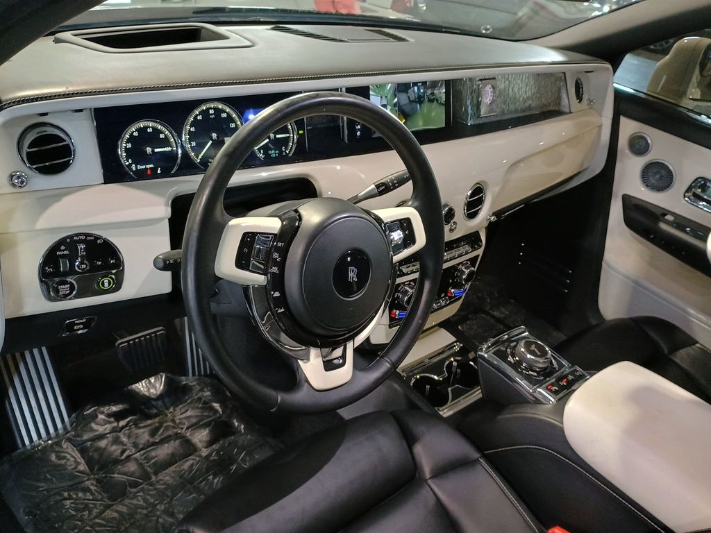 2019 Rolls-Royce Phantom Sedan 1 Owner Clean Autocheck Florida Car - 23002043 - 10
