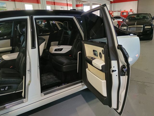 2019 Rolls-Royce Phantom Sedan 1 Owner Clean Autocheck Florida Car - 23002043 - 14