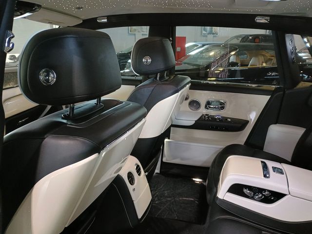 2019 Rolls-Royce Phantom Sedan 1 Owner Clean Autocheck Florida Car - 23002043 - 16